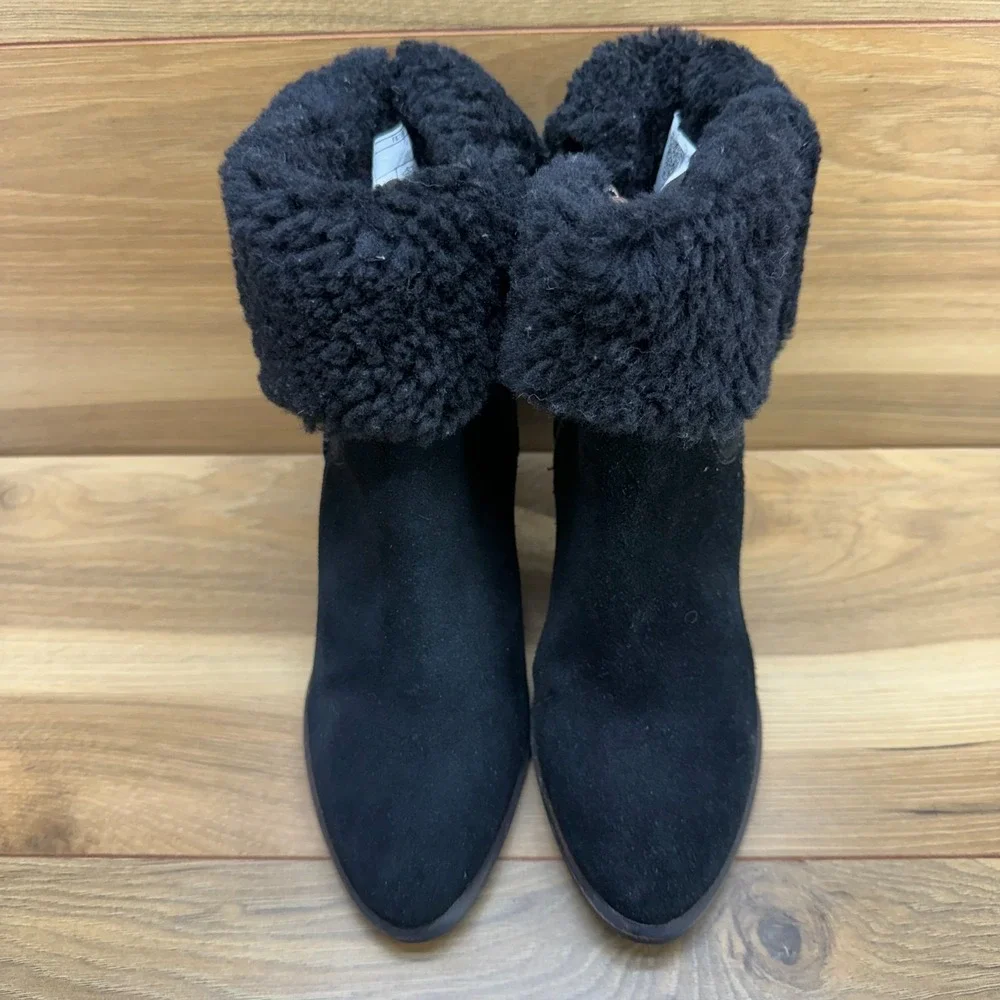 UGG Charlee Heeled Bootie Womens 7 Black Suede Zip Stacked Heel Festival Chic